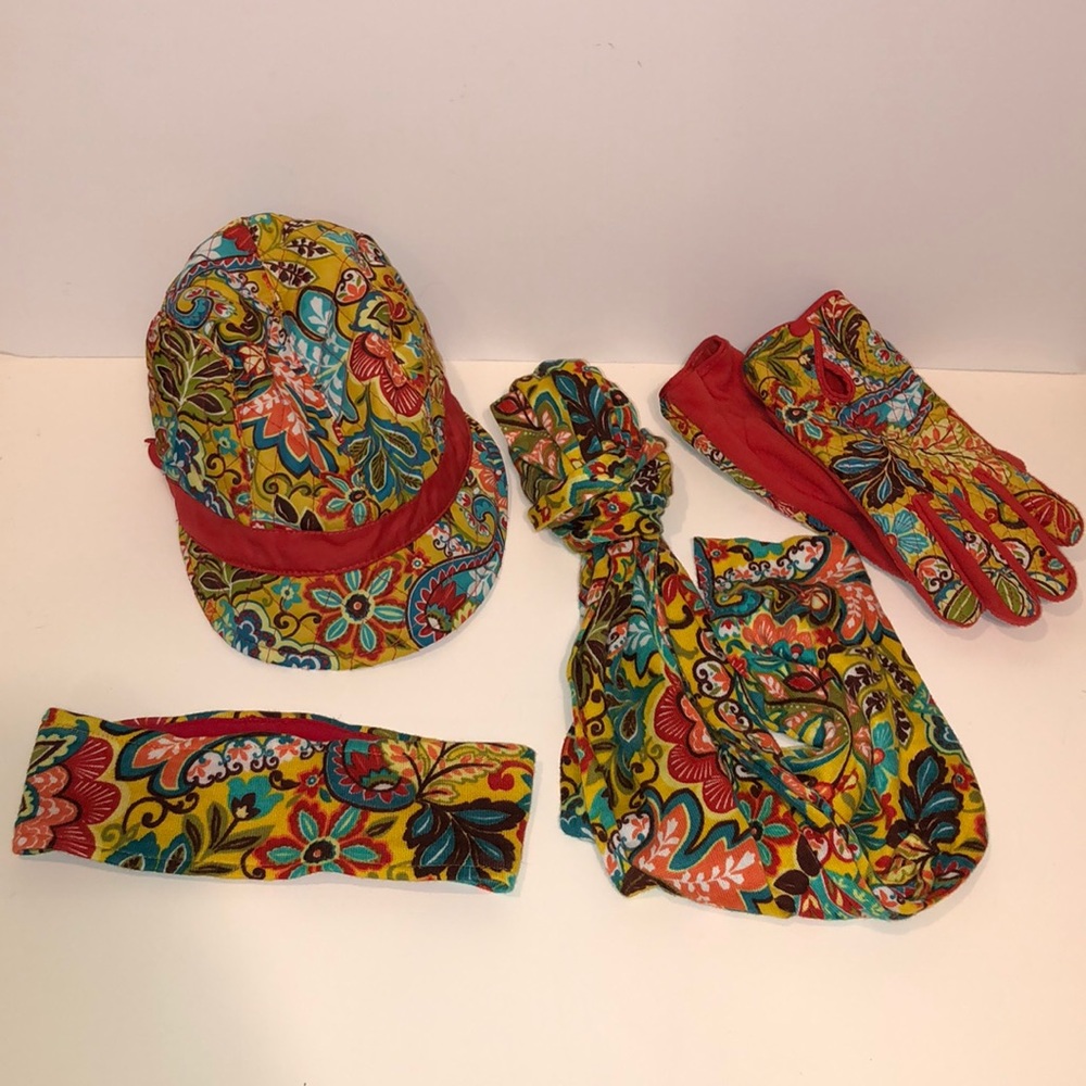 ✨Vera Bradley matching kit✨